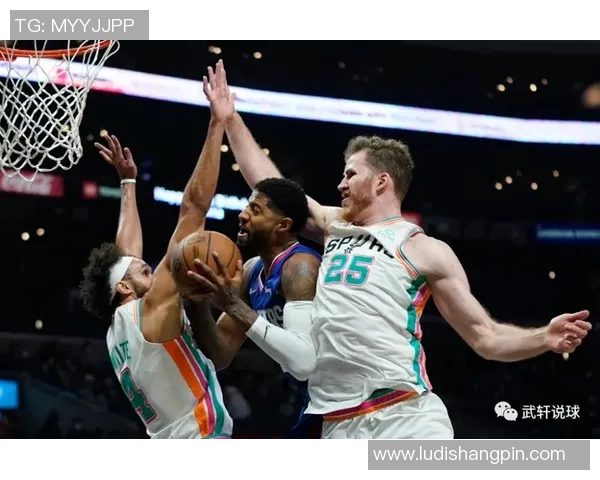 悉尼国王与快船精彩对决回放全程回顾与分析